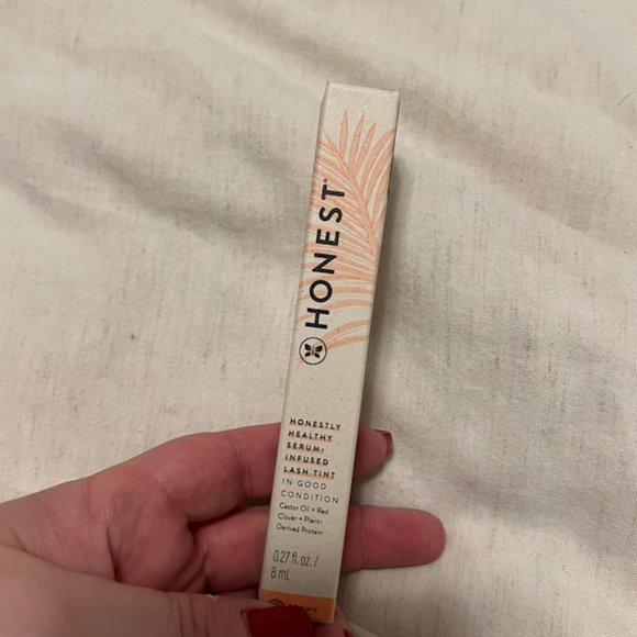 Honestly Healthy Lash Serum - Picture 5 of 8